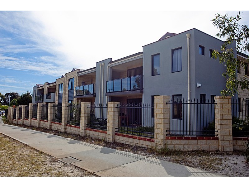 5/2 Towton Way, Langford WA 6147