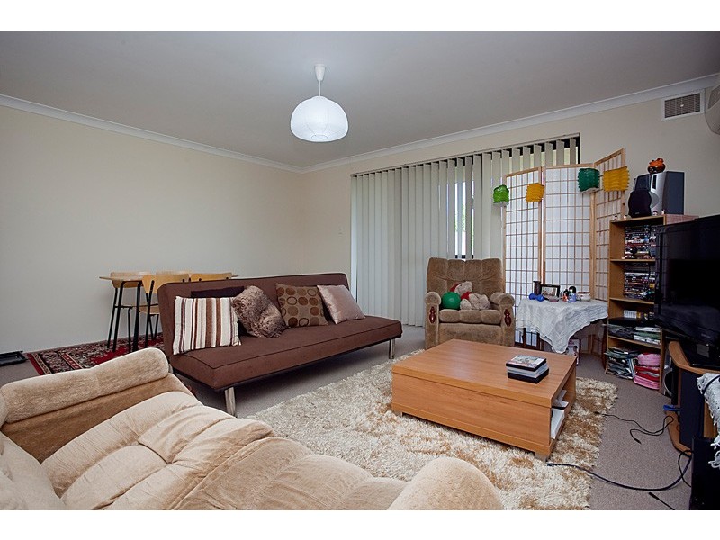 5/2 Towton Way, Langford WA 6147