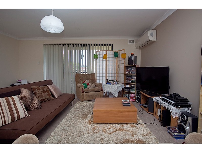 5/2 Towton Way, Langford WA 6147