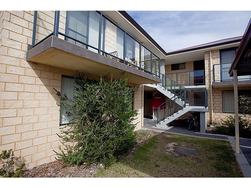 5/2 Towton Way, Langford WA 6147