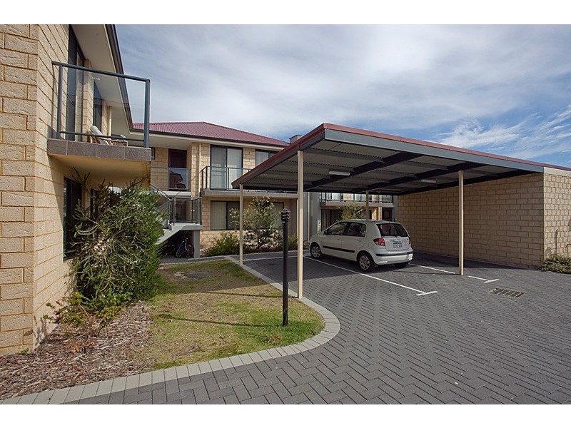 5/2 Towton Way, Langford WA 6147