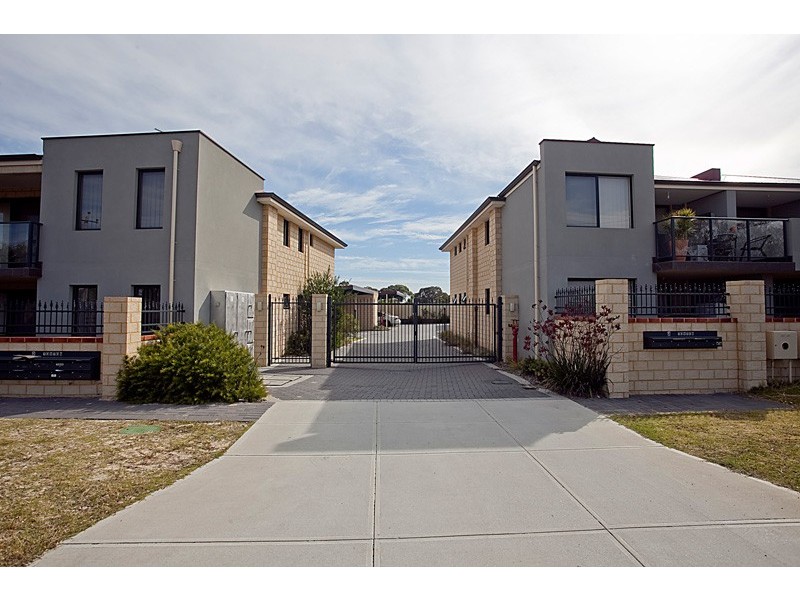 5/2 Towton Way, Langford WA 6147