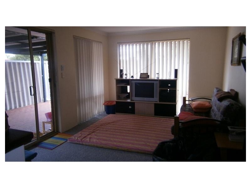 52a Woodmore Road, Langford WA 6147