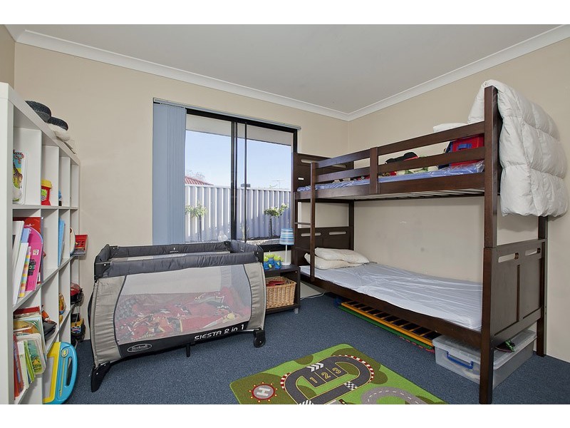 19A Coonawarra Drive, Caversham WA 6055