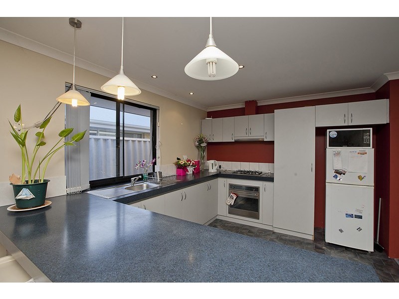 19A Coonawarra Drive, Caversham WA 6055