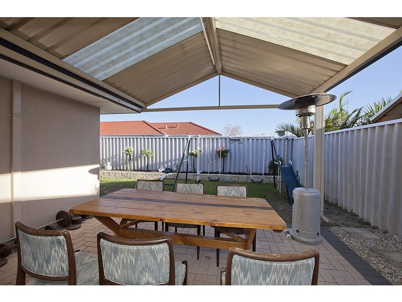 19A Coonawarra Drive, Caversham WA 6055