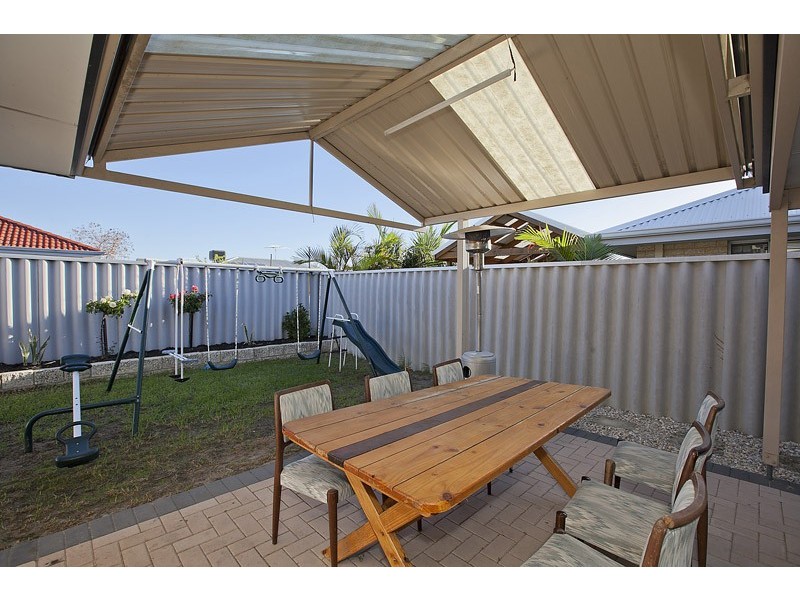19A Coonawarra Drive, Caversham WA 6055