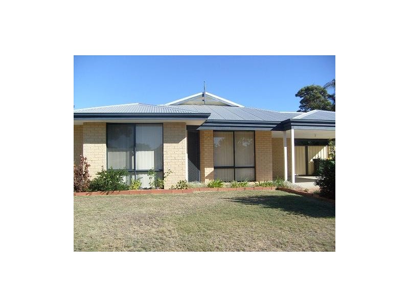 11 Djilba View, Leda WA 6170