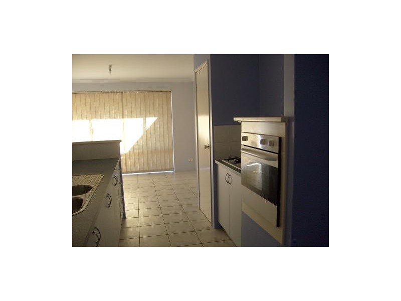 11 Djilba View, Leda WA 6170
