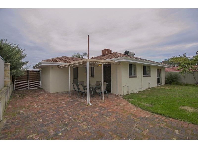 3 Marri Road, Duncraig WA 6023