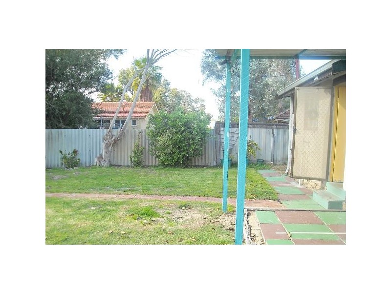 273 Epsom Ave, Redcliffe WA 6104