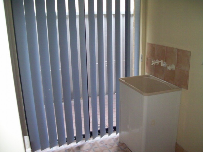 10 Rosher Road, Lockridge WA 6054