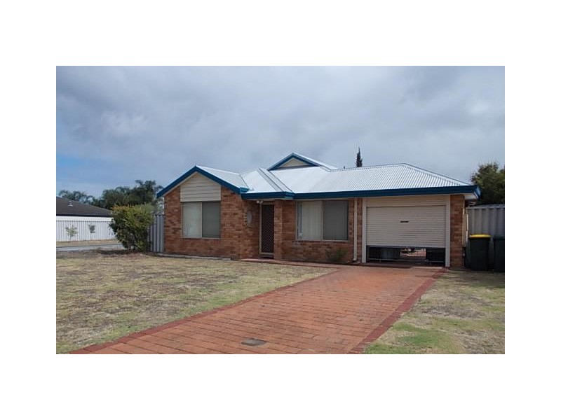 212 Patricia Street, Caversham WA 6055