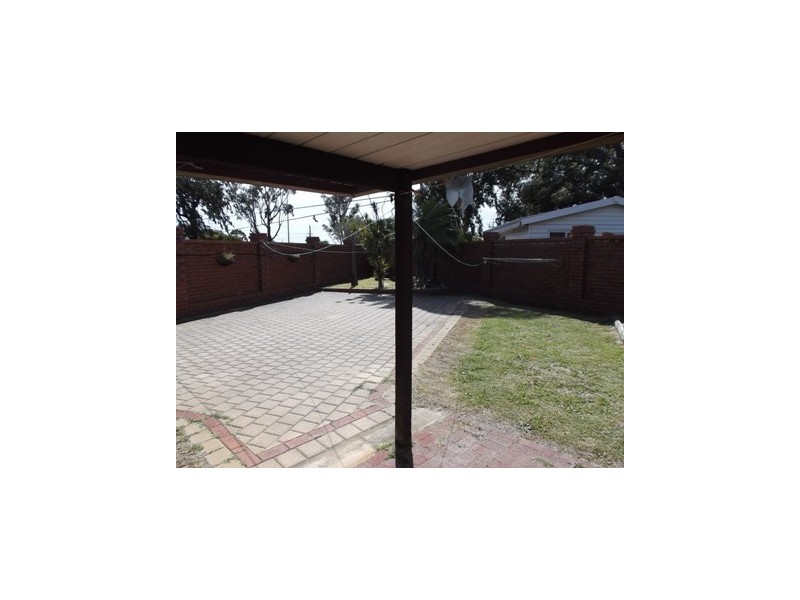 6 Edge Place, Dianella WA 6059