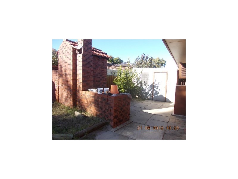 6 Edge Place, Dianella WA 6059