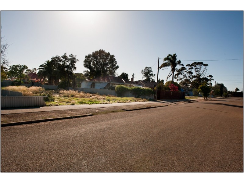 7 Shields Street, Tammin WA 6409