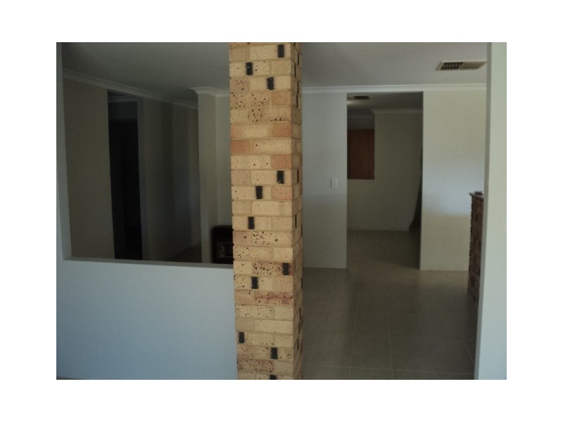 25 Timberlane Crescent, Beechboro WA 6063