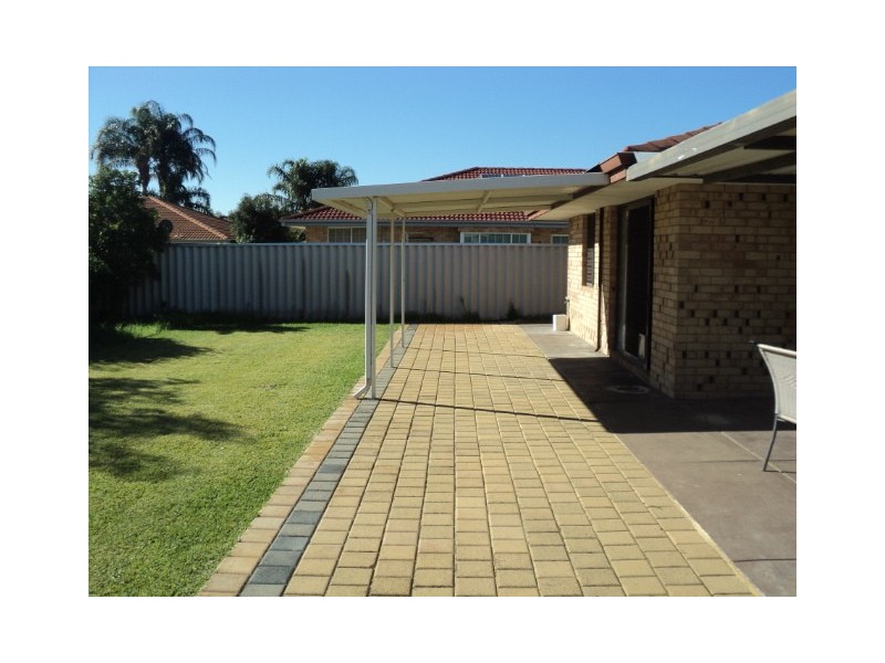 25 Timberlane Crescent, Beechboro WA 6063