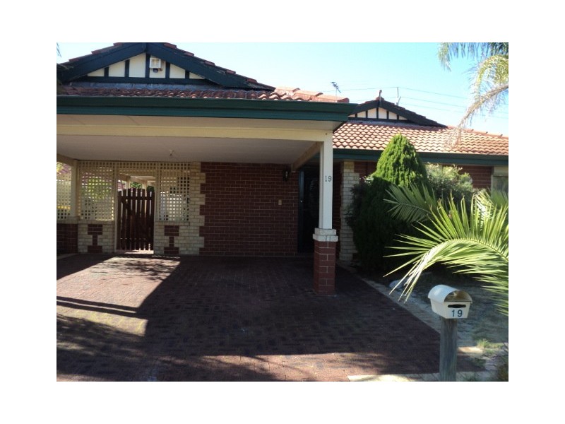 19 Tolbury Retreat, Kiara WA 6054