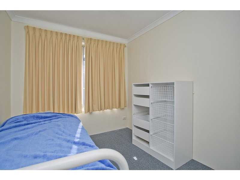 18 Pyrenees Court, Caversham WA 6055