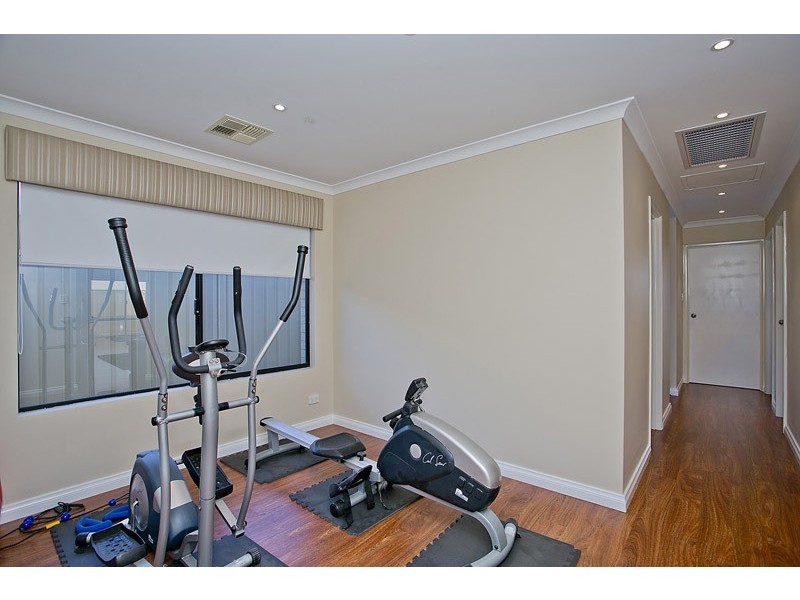 109 Ridgewood Boulevard, Ridgewood WA 6030