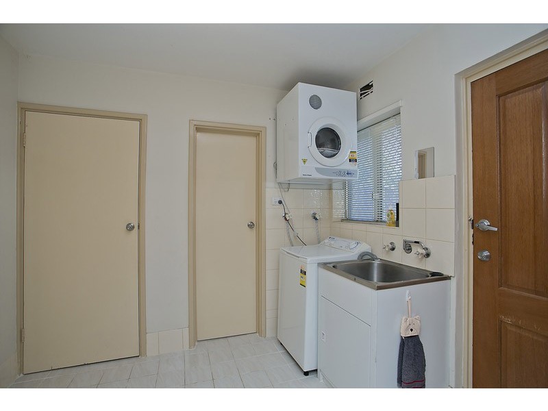 2A Arbon Way, Lockridge WA 6054