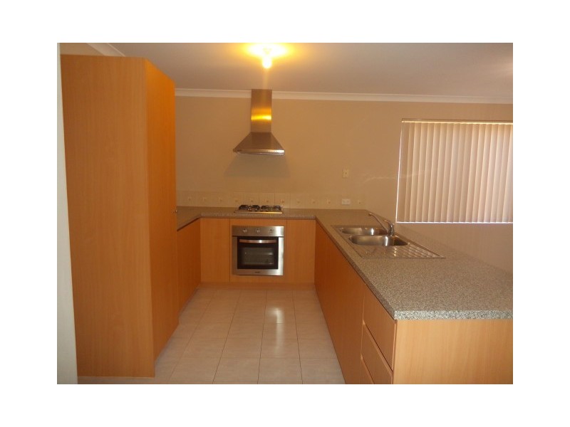 6 Turtledove Way, Beechboro WA 6063