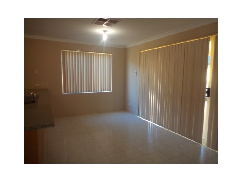 6 Turtledove Way, Beechboro WA 6063