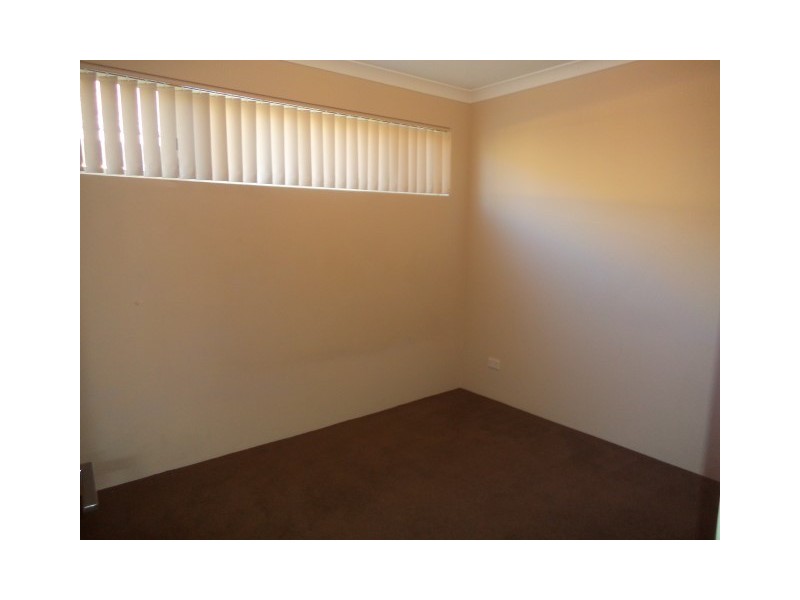 6 Turtledove Way, Beechboro WA 6063