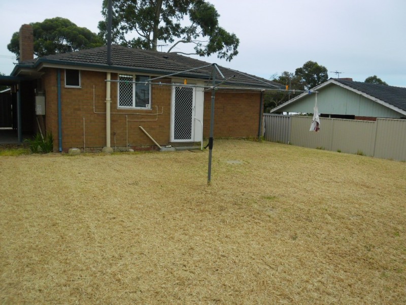 13 Caladenia Way, Koongamia WA 6056
