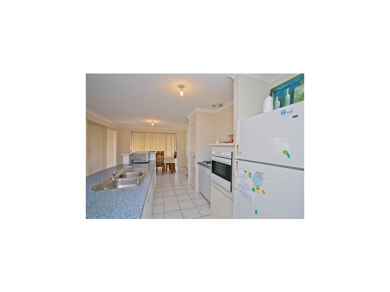 11 Djilba View, Leda WA 6170