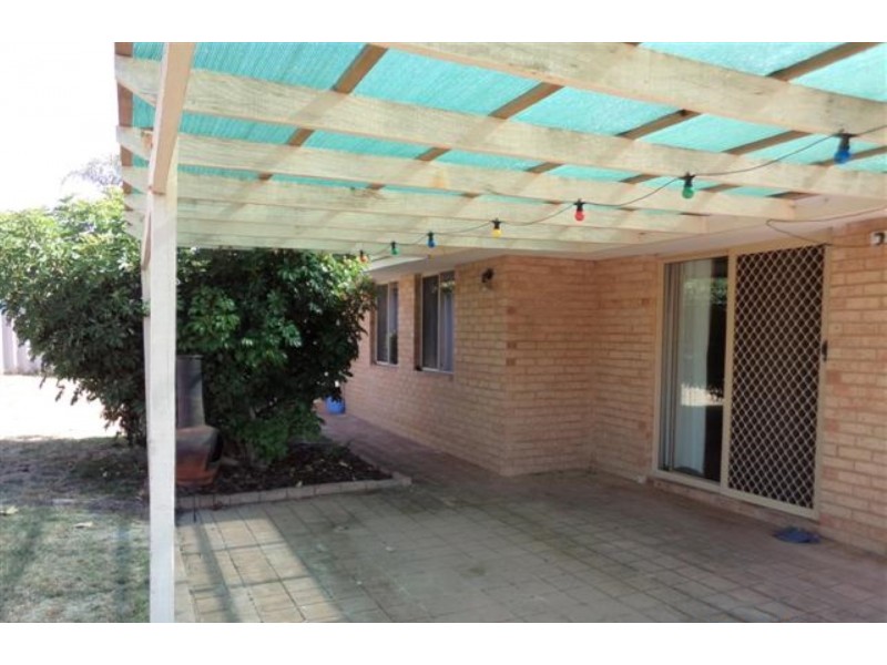 8 Mekong Place, Beechboro WA 6063