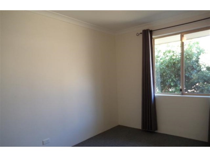 8 Mekong Place, Beechboro WA 6063