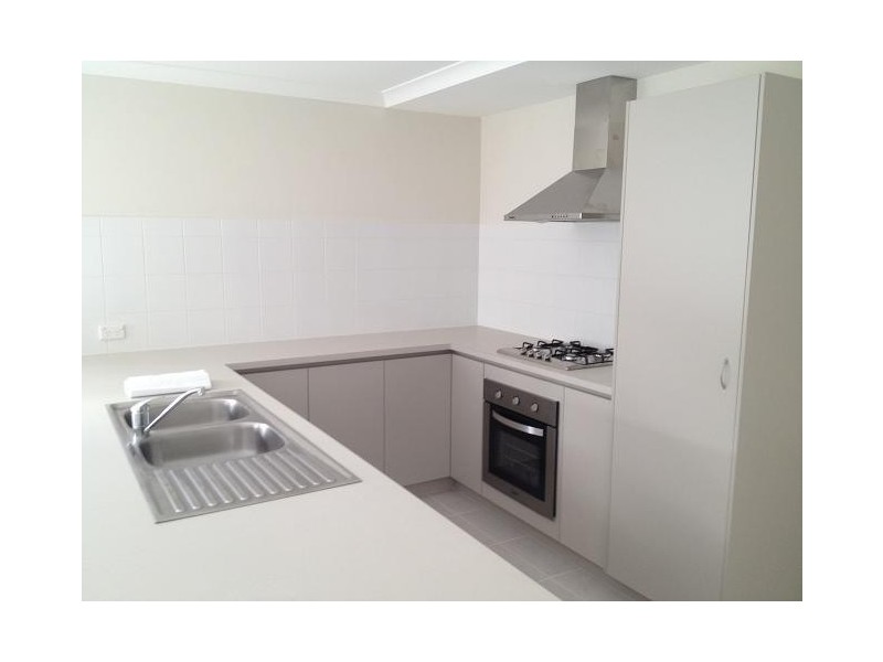 20 Summerville Boulevarde, Caversham WA 6055