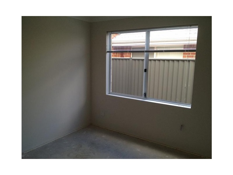 20 Summerville Boulevarde, Caversham WA 6055