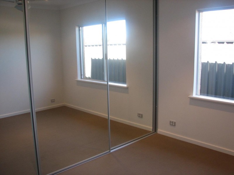 5/36 Dunlin Gardens, Beechboro WA 6063