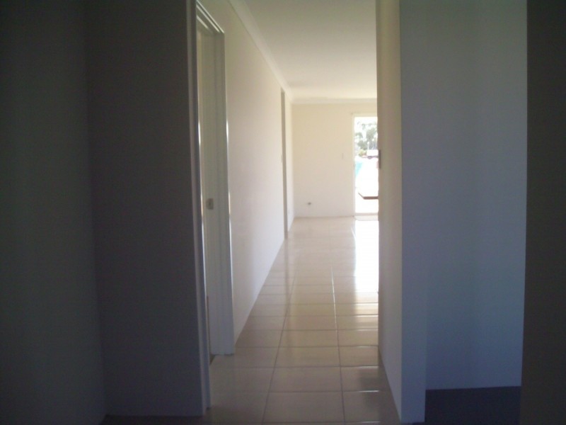 12 Summerville Boulevarde, Caversham WA 6055