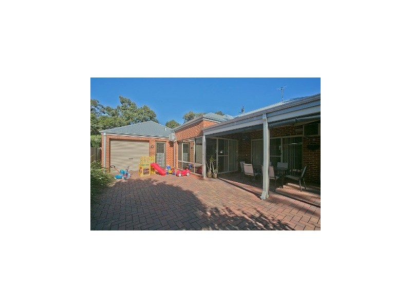 2B Mary Street, Hazelmere WA 6055