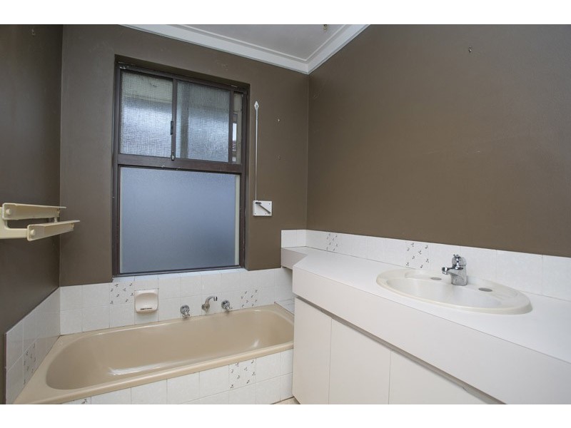 21 Amazon Drive, Beechboro WA 6063