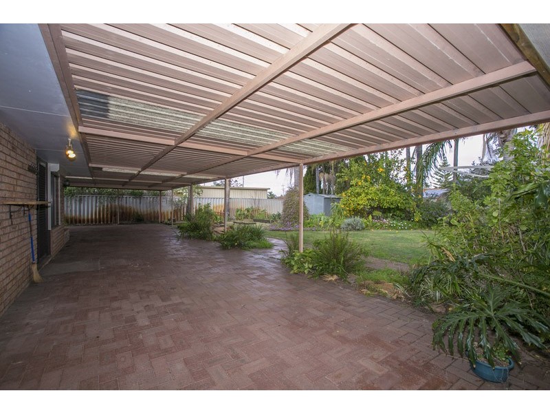 21 Amazon Drive, Beechboro WA 6063