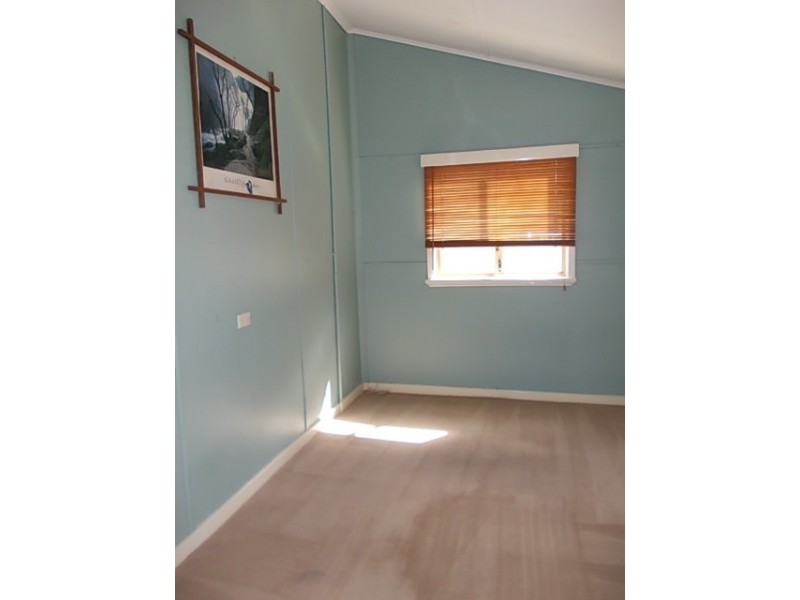 28 Redcliffe Street, East Cannington WA 6107