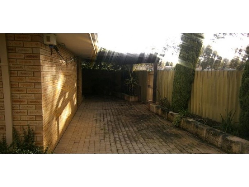 6/13 Bray Place, Beechboro WA 6063