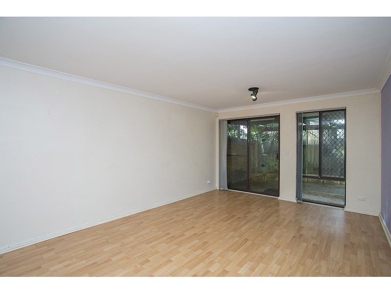 6/13 Bray Place, Beechboro WA 6063