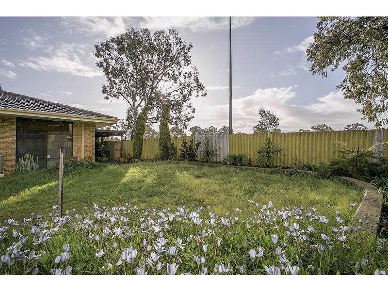 6/13 Bray Place, Beechboro WA 6063