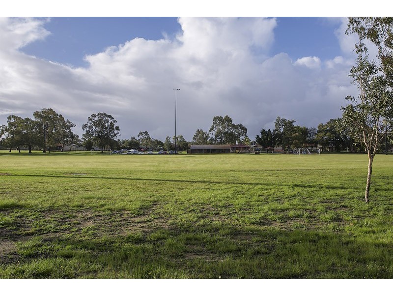 6/13 Bray Place, Beechboro WA 6063