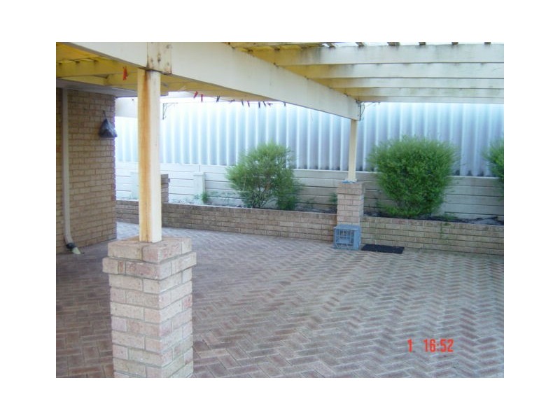 28 Teviot Place, Beechboro WA 6063