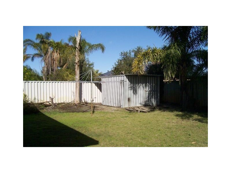 19 Parana Crescent, Beechboro WA 6063