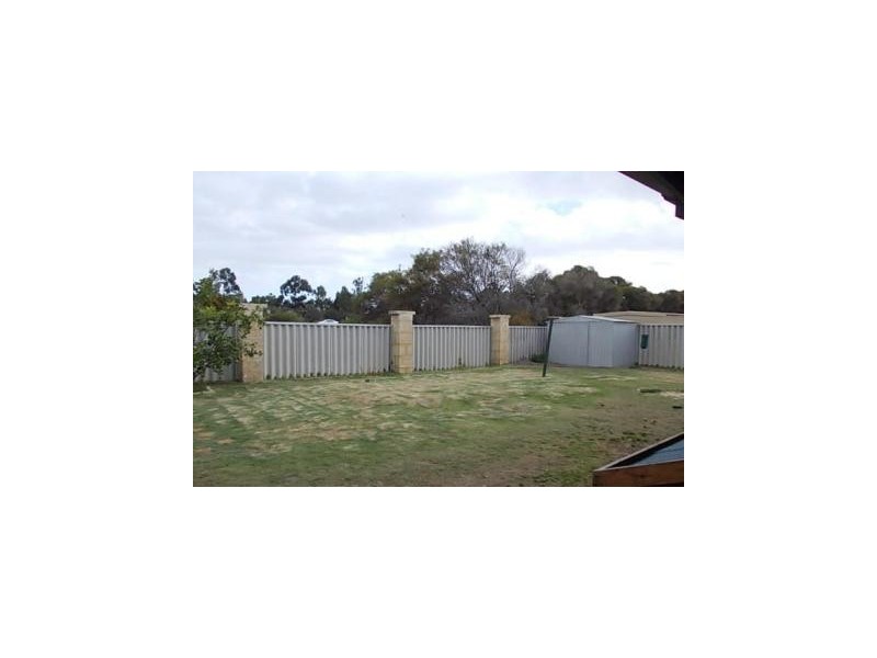23 Hillwater Promenade, Beechboro WA 6063