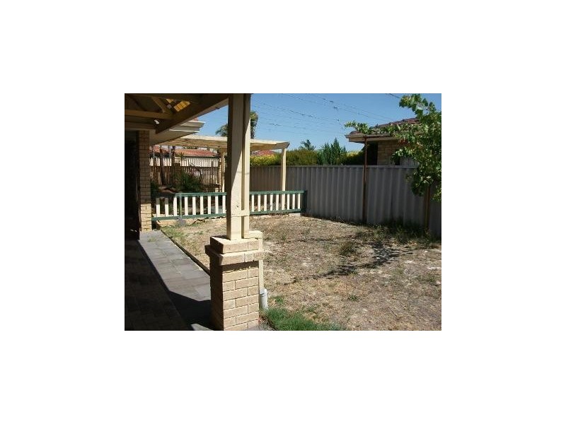 6 Axewood Place, Beechboro WA 6063