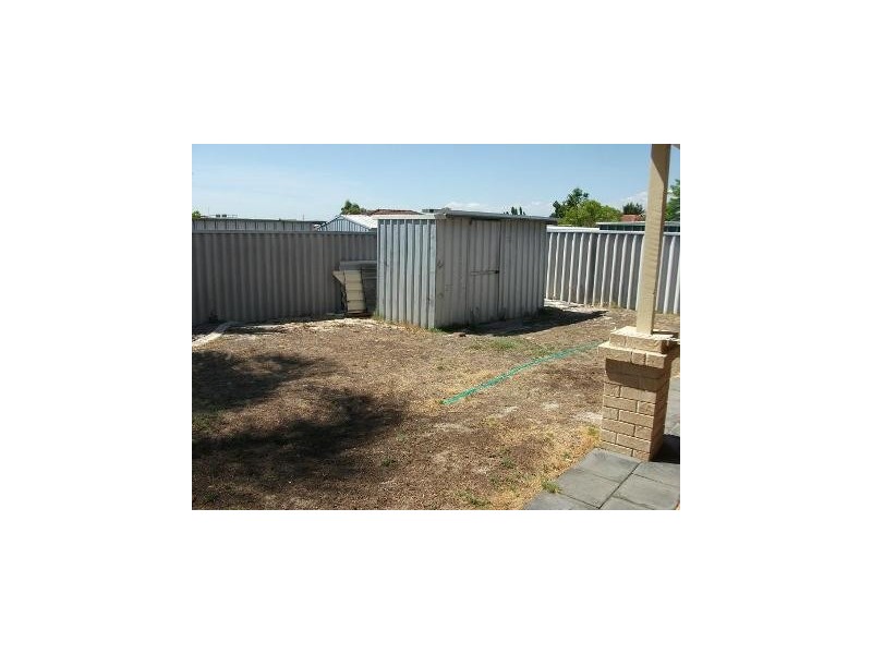 6 Axewood Place, Beechboro WA 6063